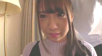 Every time a big tits 20-year-old cheerleader changes position [...]