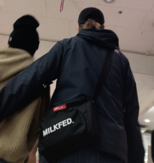 [Mature woman's ass] How about a big butt oyakodon? "Four" butt [...]